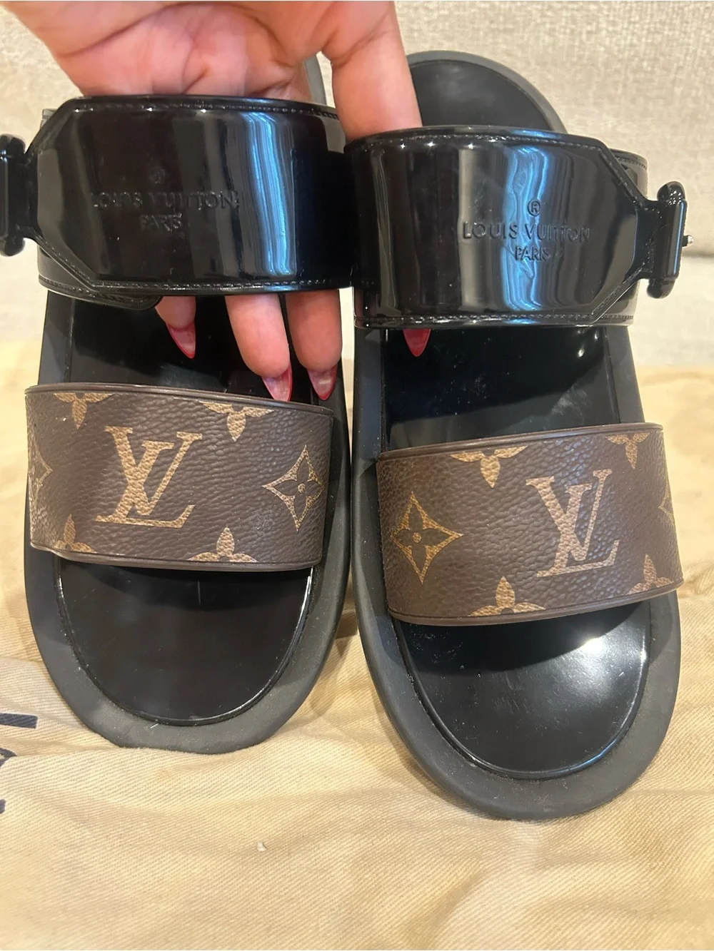 ***Authentic*** Louis Vuitton Black & Brown Monogram Slide Sandals